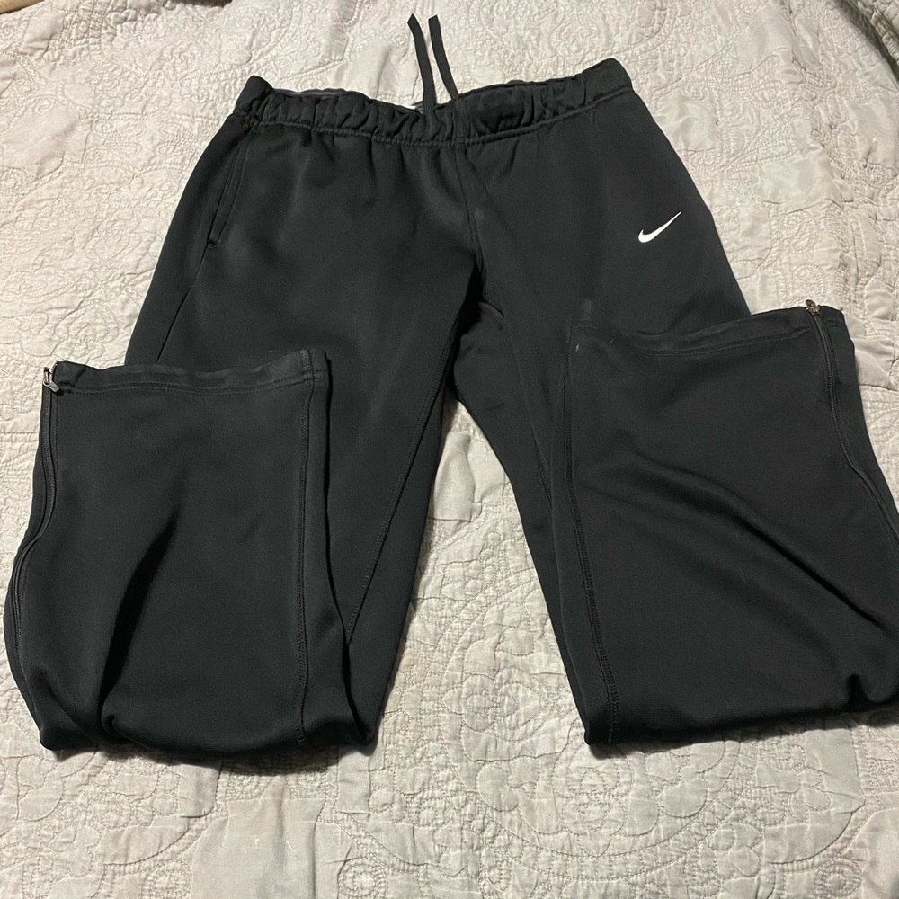 Nike Therma-Fit Sweatpants (Size: M)